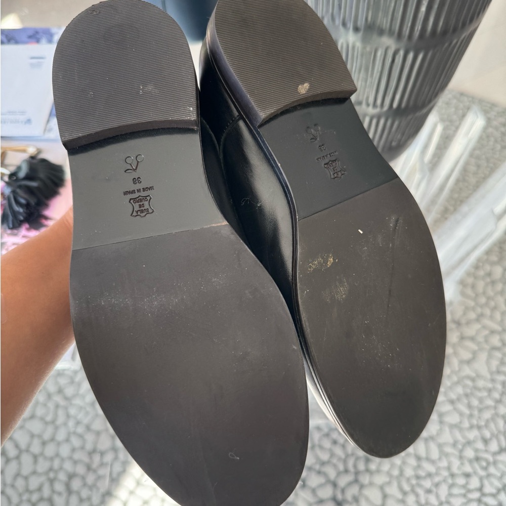 Shoes - Picture 2 of 3